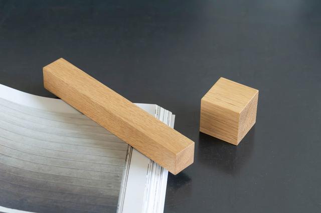 画像: 「直方体」「立方体」の2種類。材はカエデ、ナラ、クルミが揃います(写真はナラ)