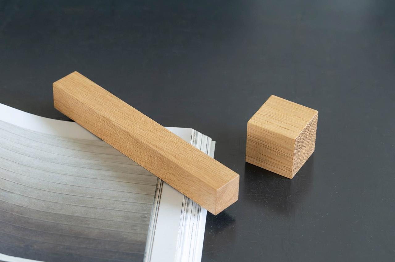 画像: 「直方体」「立方体」の2種類。材はカエデ、ナラ、クルミが揃います(写真はナラ)