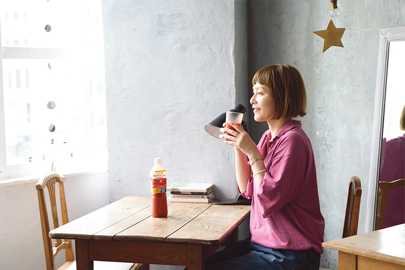 画像: 汗で失われるミネラルも補給できるトマトジュースは熱中症予防にも。 カゴメトマトジュース 食塩無添加 720mL／カゴメ
