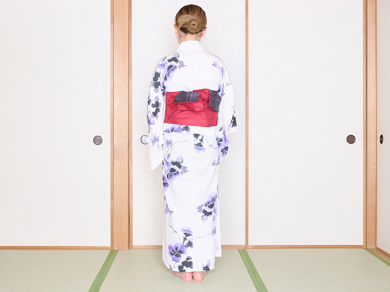 画像2: 後ろから人に見られる場合
