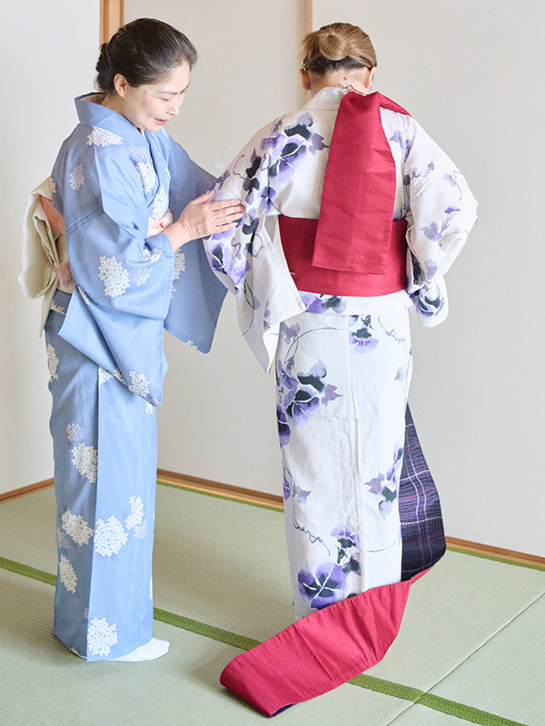 画像19: はじめての「浴衣の着付け」自分で着られる基本のステップ。補正から帯結びまでをていねいに解説/着物コンサルタント・熊谷宏子さん