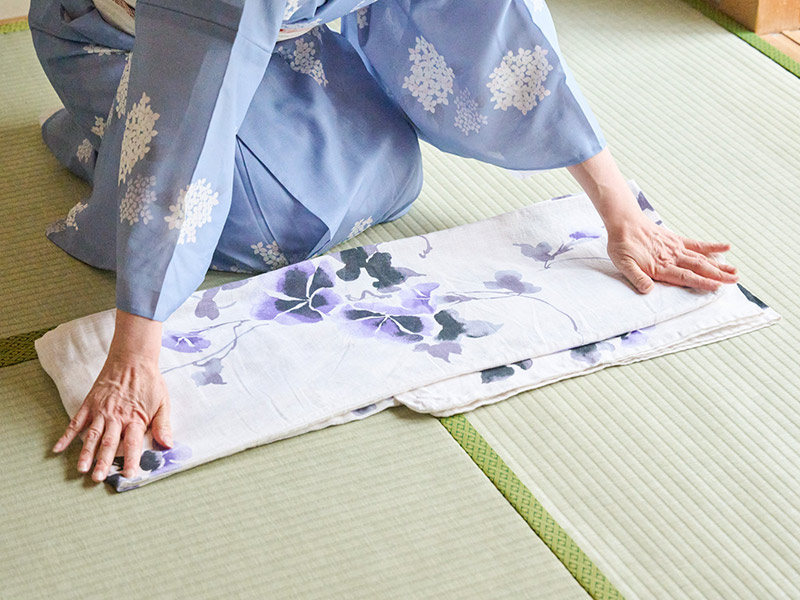画像12: 上半分をたたむ