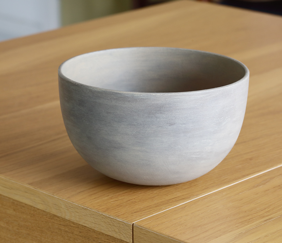 画像: 大きいけど軽い、気楽に使えます。直径20.5×高さ12cm