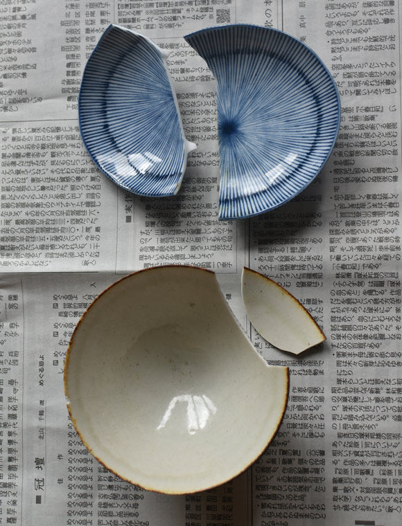 画像1: 漆のいらない「簡易金継ぎ」のやり方。お気に入りの器が欠けても割れても“めげずに”楽しめる、かんたんお直し／手づくり暮らし研究家・美濃羽まゆみさん