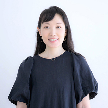 画像1: 編集スタッフが似合うメイクを教わりました