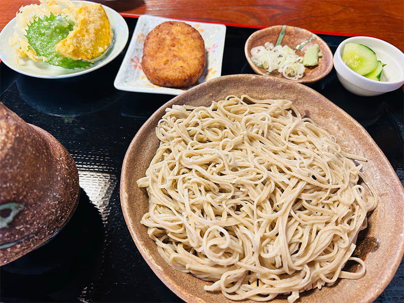 画像1: 「病封じ」のご祈祷がてら、酷暑の行田で土地の名物を堪能