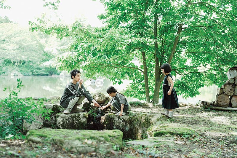 画像: 兵庫の里山に移住して「自然とともに暮らす」よろこび。地下水を汲み上げ、薪でお風呂を沸かす…“思っていたより何十倍も幸せです”／iai・居相大輝さん、愛さん - 天然生活web