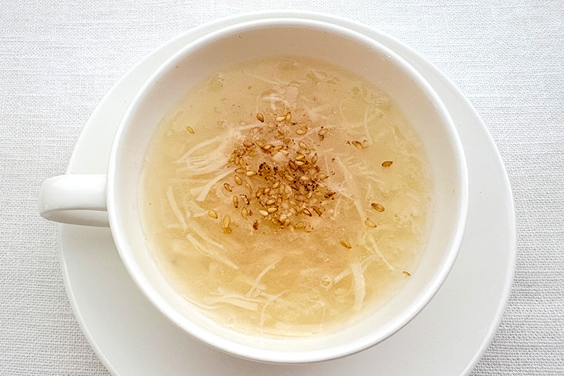 画像: スルッとおなかに入る、やさしい味わいの薬膳スープ