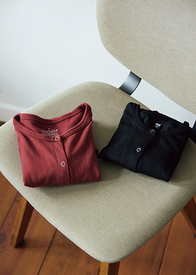 画像2: 古着ショップオーナーに聞く「わたしの定番服」4つのマイルール。服選びは即決。古着やアンティークの小物を合わせて新鮮な表情を／Koti主宰・早川ちひろさん