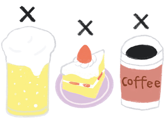 画像: お酒、甘いもの、コーヒーで疲れはとれない