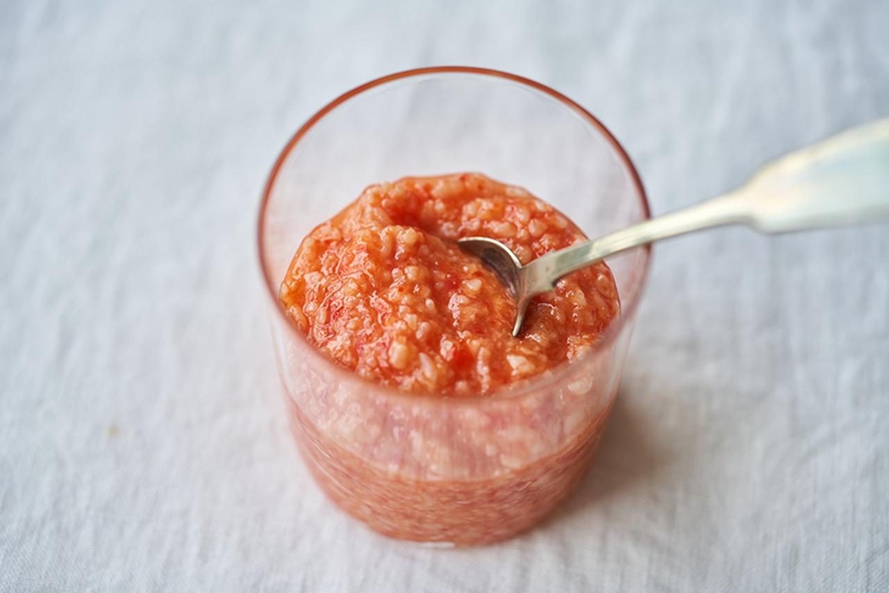 画像: うま味たっぷり「発酵パプリカ」のつくり方。だしいらずの万能調味料“お湯に溶くだけ”でおいしいスープに！パンにも肉料理にも大活躍｜榎本美沙の発酵暮らし - 天然生活web