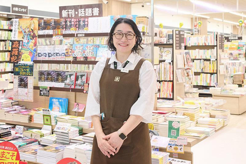 画像: くまざわ書店・昭島店で働く森田めぐみさん