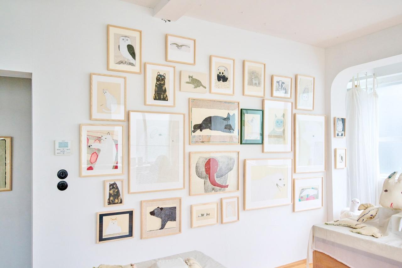 画像: 取材で訪れたときは、アーティストのado（アド）さんの個展が開催