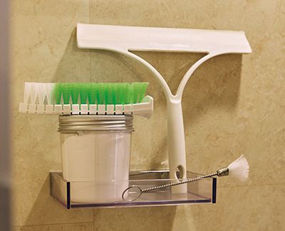 画像: こすっていい素材の床タイルは、ときどき重曹でブラッシング