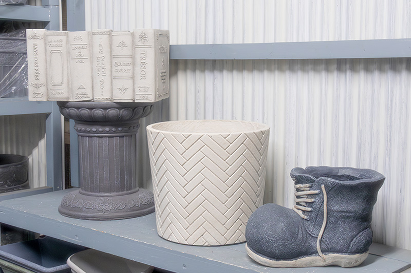 画像: 軽くて丈夫、そして表情豊か。素材の進化が、"植木鉢を選ぶ楽しさ"をさらに広げてくれます