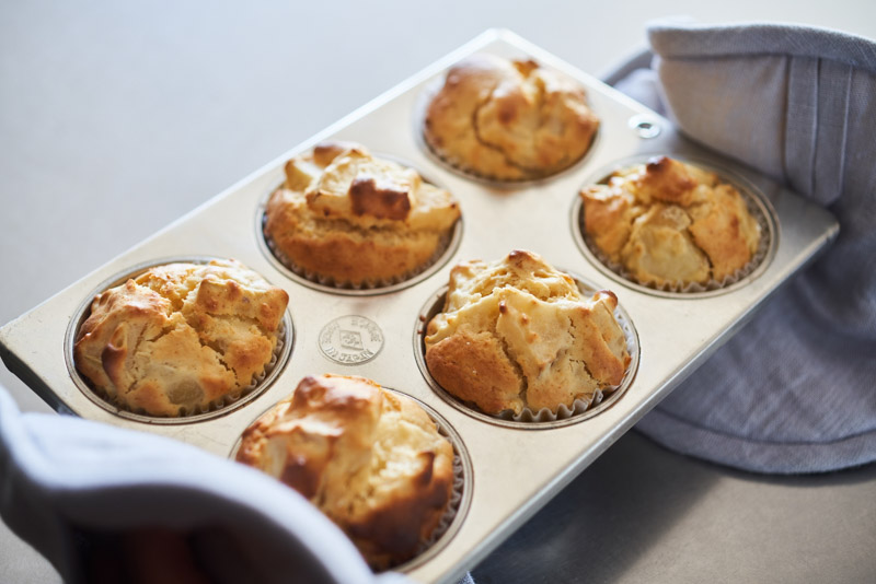 画像10: 旬のりんごでやさしいおやつ「甘酒りんごマフィン」のつくり方。たっぷり詰まったりんごがうれしい季節の焼き菓子｜榎本美沙の発酵暮らし
