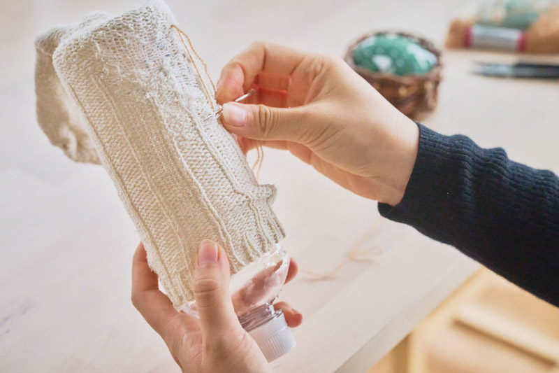 画像: ペットボトルを型代わりに使い、外出先でも気軽に