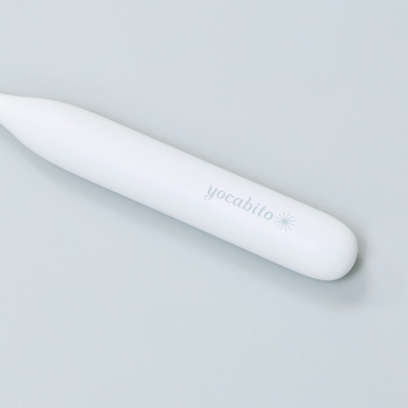 画像: グリップはテープが巻かれていないため、お手入れが簡単。清潔をキープできる