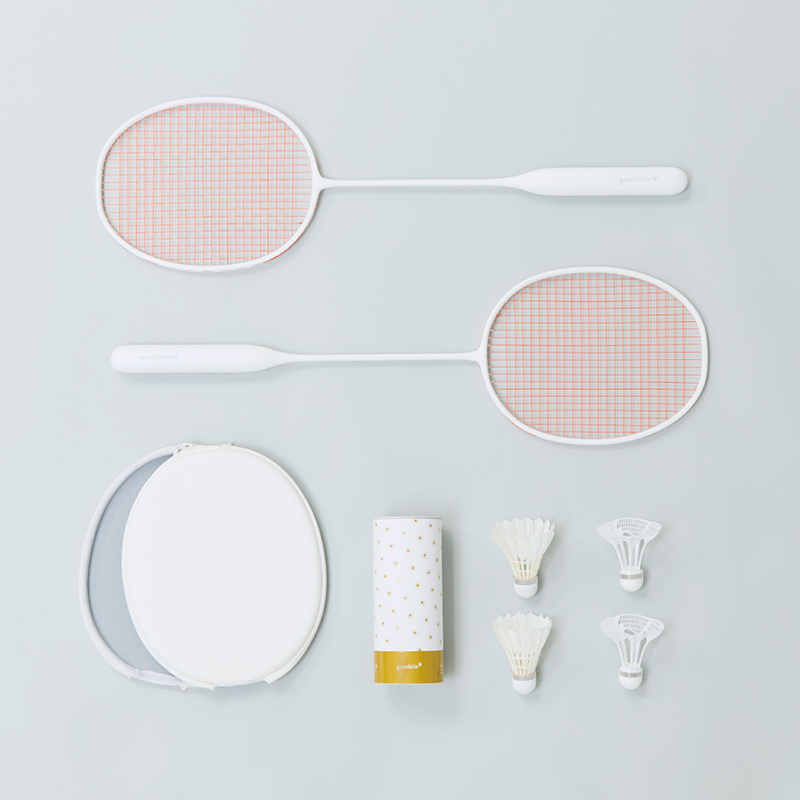 画像: ラケット2本、シャトル2種(ナイロンシャトル・羽シャトル)、専用シャトルケース、収納ケースがセットに