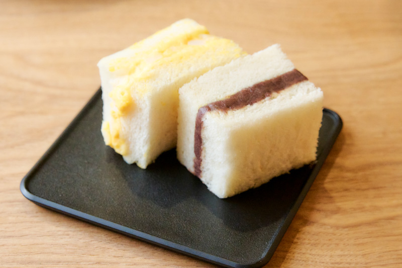 画像: 「喫茶・テイスティーデイズ」（高島屋限定）“懐かしのサンドイッチ”。やさしい味わいのたまごとあんマーガリン