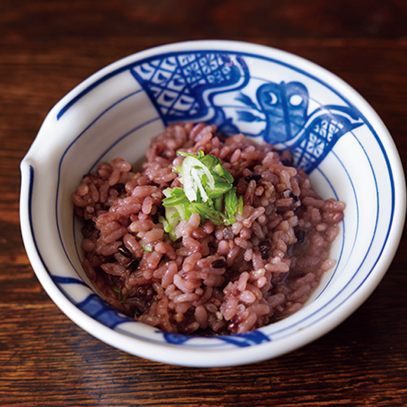 画像: 締めはごはんの代わりに中華麺やそうめんを入れても