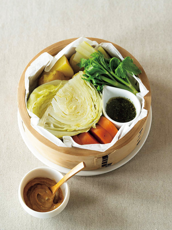 画像: 2種類のたれを添えて 「野菜だけの蒸しもの」のつくり方