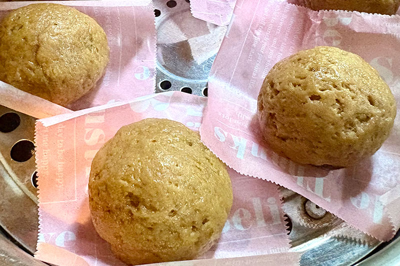 画像: 閉じた側を下にして蒸せば、見た目もきれいに