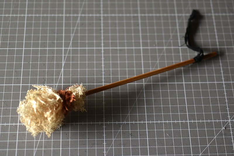 画像2: 中央の繊維部分も捨てずに、ひと工夫してコップブラシに