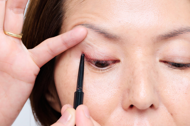 画像2: step_3 アイラインを引く