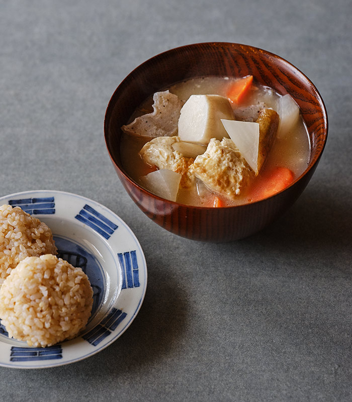 画像: タンパク質も野菜もとれる けんちん汁のつくり方