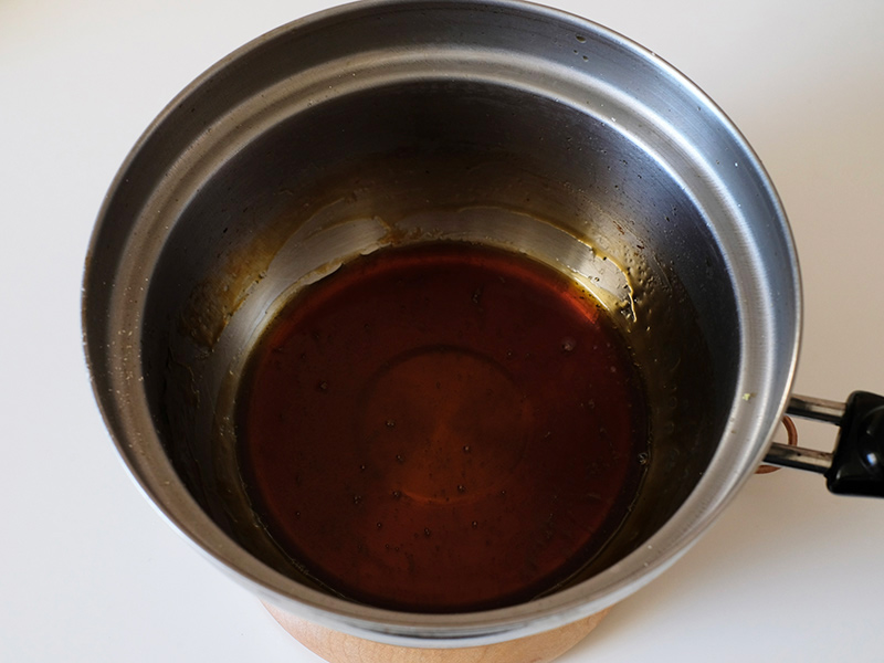 画像: カラメルをつくる