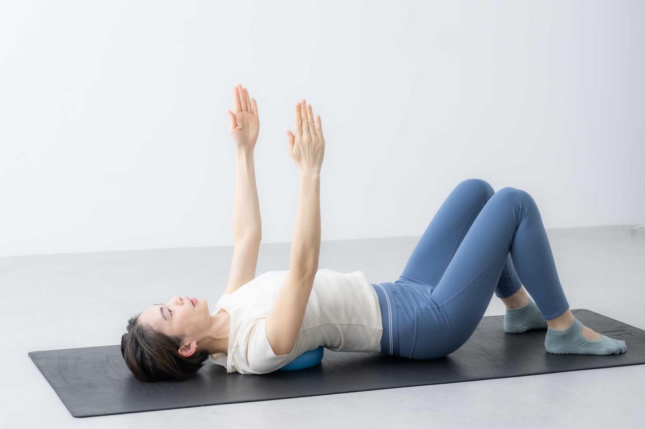 画像: ピラティスボールを使うのも、おすすめ