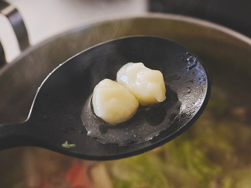 画像: ぷるんとしたらゆであがりの合図