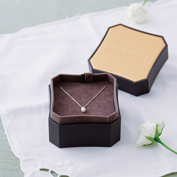 画像: 木と根 ☎075-352-2428