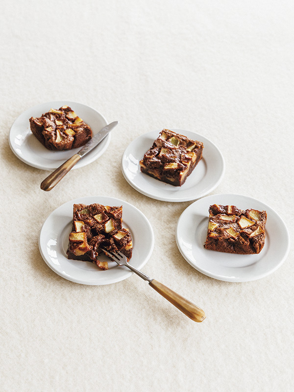 画像: りんごのお菓子 アップルジンジャーブラウニーのつくり方