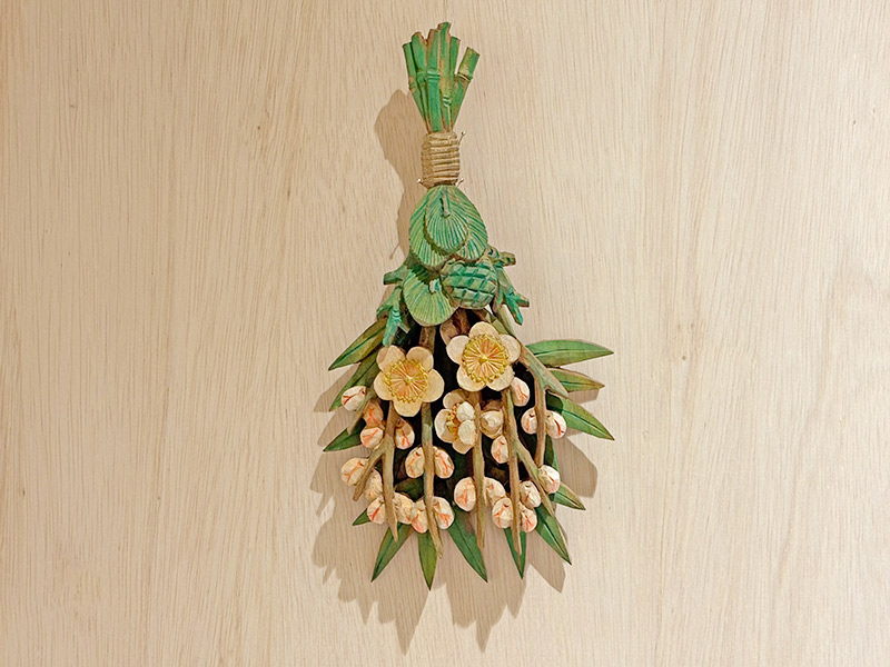 画像: 立体感のある透かし彫りが井波彫刻の特徴