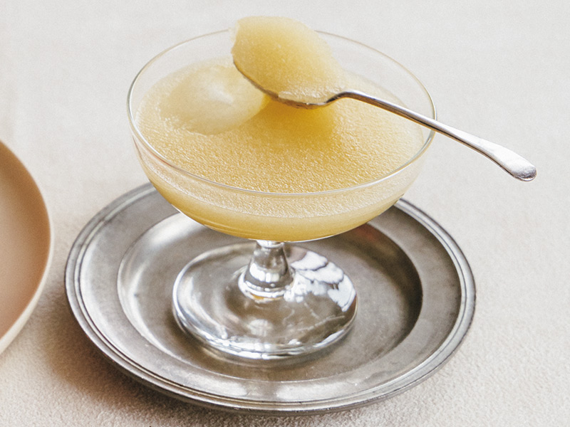 りんご1個でかんたん「りんごのゼリー」のつくり方。さっとつくれるつるんとなめらか季節のゼリー／料理家・真藤舞衣子さん