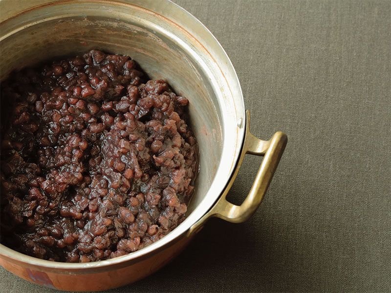 画像: ひと晩“蜜漬け”「小豆つぶあん」のつくり方｜和菓子教室・和の菓子いろは