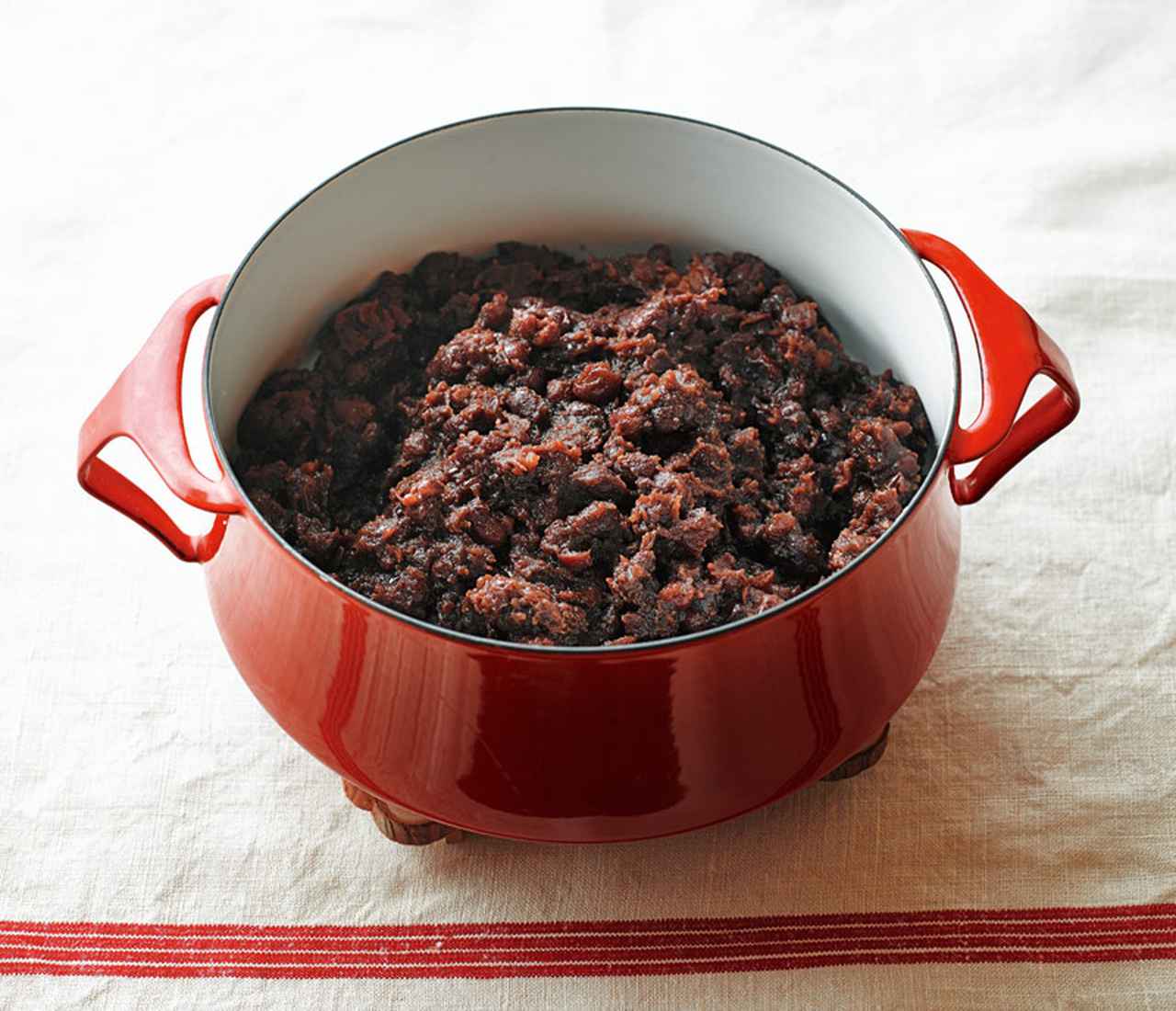 画像: 黒砂糖を使った「あんこ」の炊き方｜カフェ風精進料理「こまき食堂」藤井小牧さん