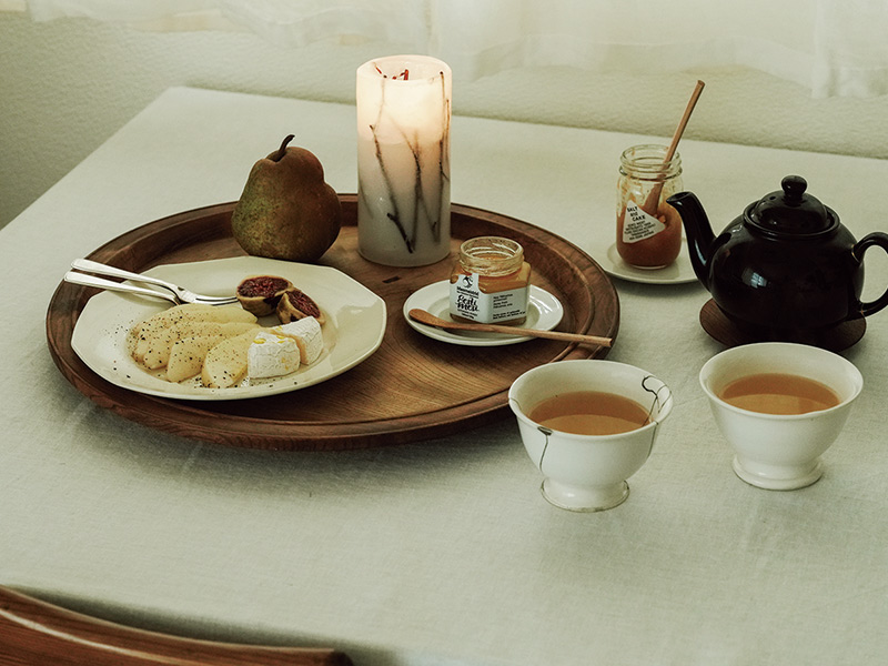 画像: 「夜にケーキは食べなくなったけれど」フルーツやチーズをつまむことも