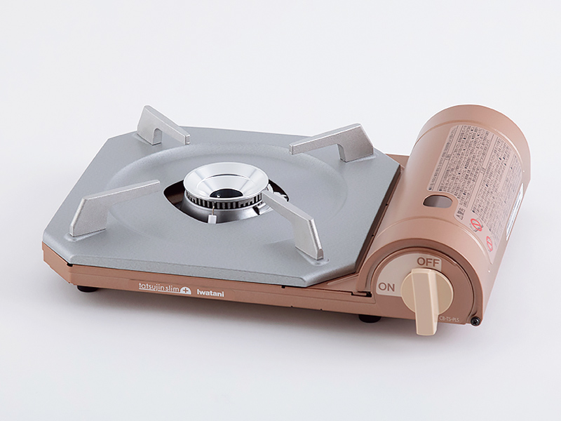 画像: 寸法：幅33.3×奥行き25.7×高さ8.4cm　質量：約1.2kg　出力：3.3kW　連続燃焼時間：約70分　対応できる鍋のサイズ：直径16～27cm