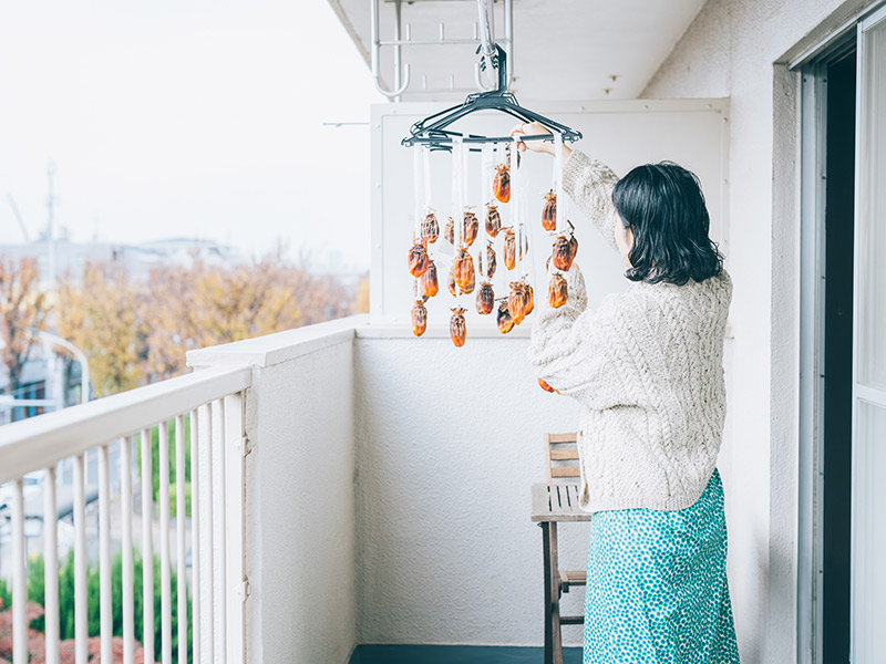 画像: ゆっくりじっくり時間をかけてできた干し柿