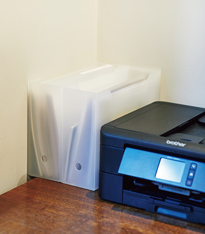 画像: 未処理の書類などは、引田さんと夫、それぞれの専用ボックスに保管