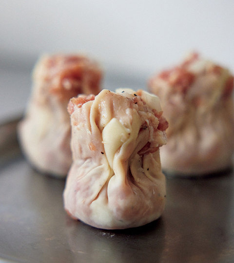 画像: 豚こまでつくる「ジューシー肉シュウマイ」のつくり方。せいろで13分！予約のとれない人気店の“自慢の味”を自宅で／菱田屋・菱田アキラさん