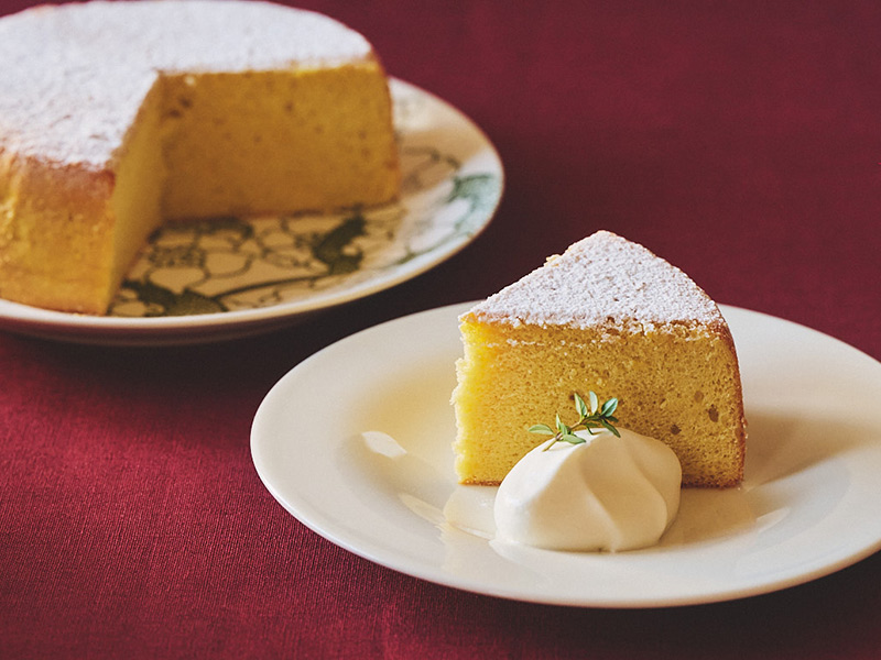 ふわふわ「ラムケーキ」のつくり方。軽やかなスポンジにふんわりラム香る上品な大人のケーキ／小豆田マチ子さん（キャロットケーキ研究家）