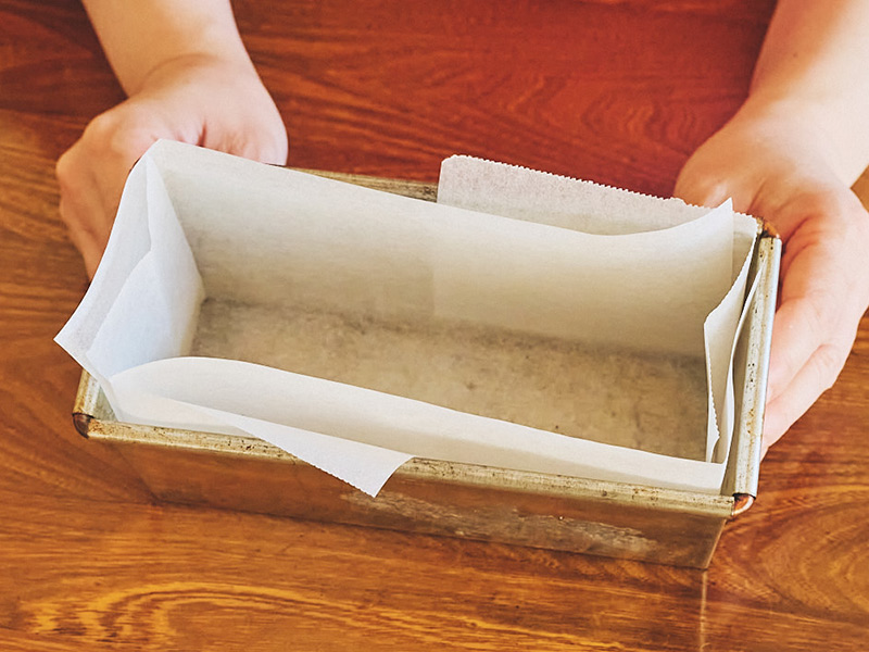 画像14: ぴったりはまる パウンド型のシートの敷き方