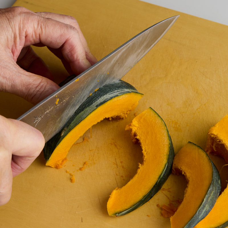 画像1: 蒸し器いらず「野菜と豚肉の重ね蒸し」のつくり方。お鍋でかんたん！蒸し汁も極上スープに／料理研究家・荻野恭子さんの引き算レシピ