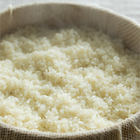 画像: ごはんを蒸し直したら、すぐにふたを取らずに3分くらい置くと「炊きたて」のようなおいしさに