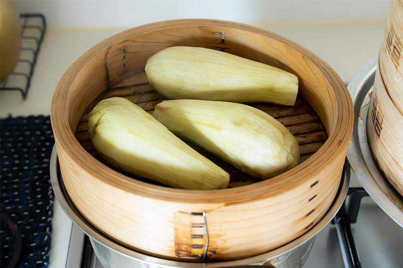 画像: 野菜だけなら、蒸し終わった後は洗わずに、拭いて乾かすだけでOK