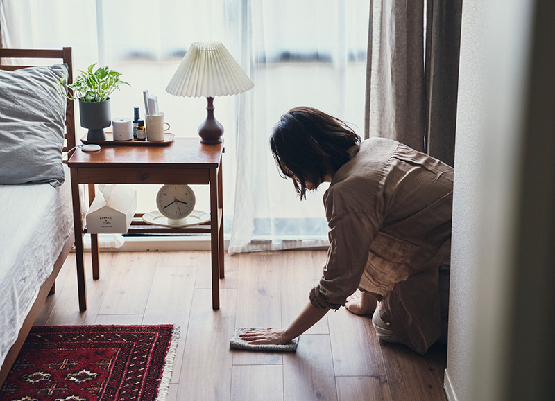 画像: ④拭きそうじをする